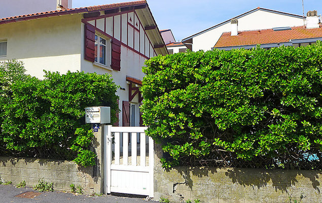 Jean Michel - Photo 1