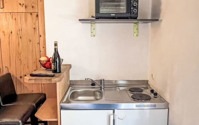 Cheeky Apartment - Photo 3