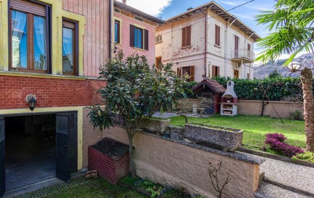 Valentina - Photo 33