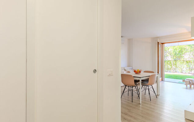 Garden Apartment - Photo 22