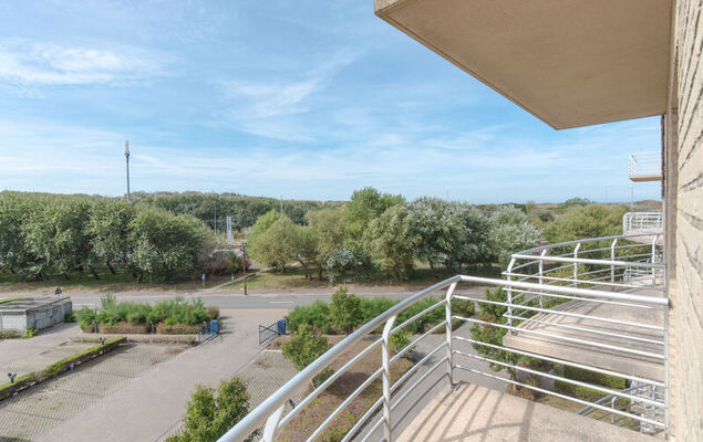 Goldsands II 302 with parking - Photo 2